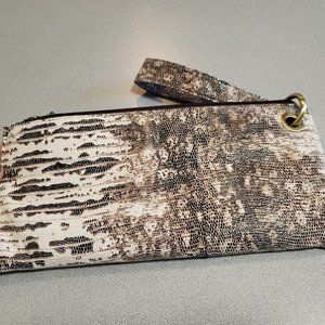 HOBO Vida wristlet Lizard NWOT